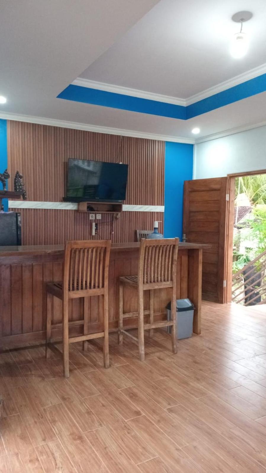 Kirra'S Beach House Pulukan Exterior photo